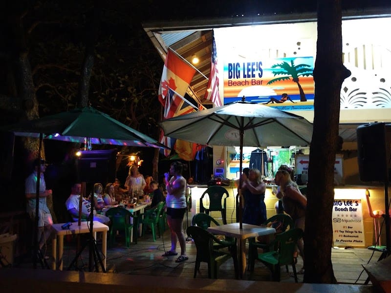 Big Lee’s Beach Bar & Grill