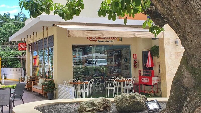 Bocaditos Bakery & Cafe