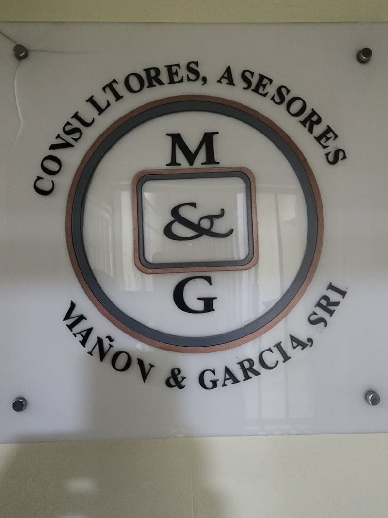 Consultores Mañón y García