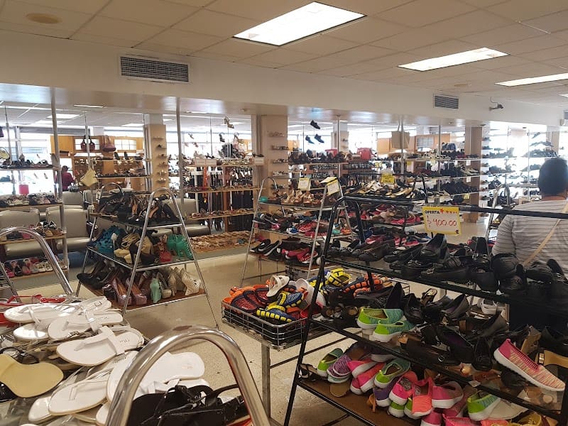El Encanto, Zapatos