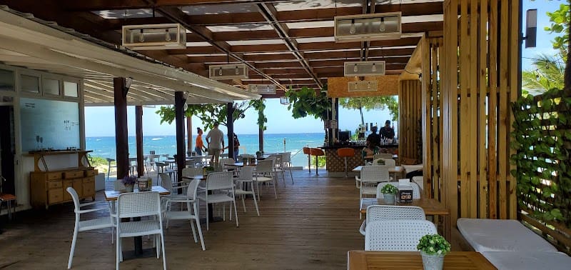 Eleven POP Bar & Restaurant