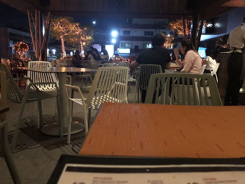 Mix Restaurant & Bar