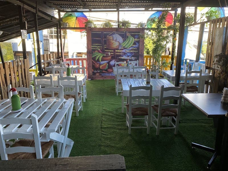 Platanitos Restaurant La Vega