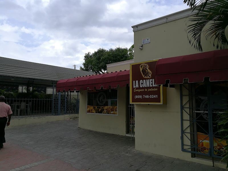 Repostería Y Cafetería La Canela